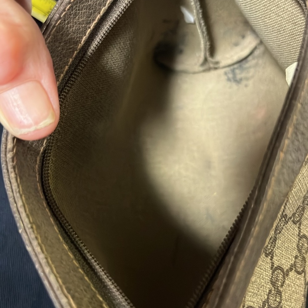 Gucci Monogram Brown Mini Clutch Bag 89-01-020 Accessory Collection - Picture 11 of 15